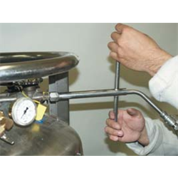 Cryogenic Fill Connectors