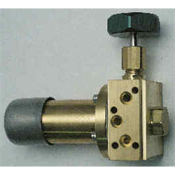 Adjustable Control Manifold Regulator